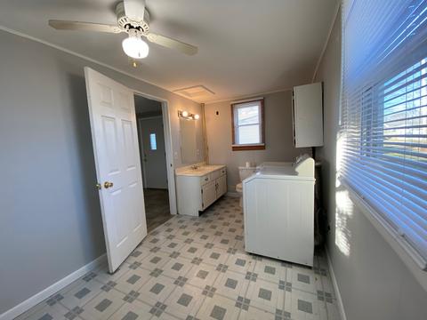 307 N Cleveland St, Downs, IL 61736 photo 24