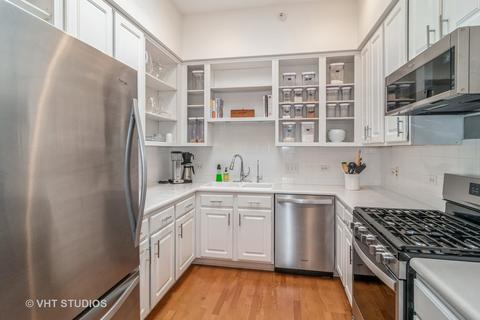 435 William St #810, River Forest, IL 60305 photo 3