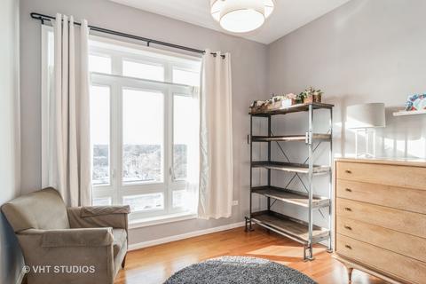 435 William St #810, River Forest, IL 60305 photo 6
