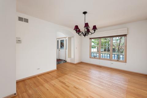 433 Eagles Nest Dr, Darien, IL 60561 photo 11
