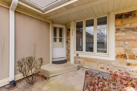 324 Redwing Dr, Deerfield, IL 60015 photo 4