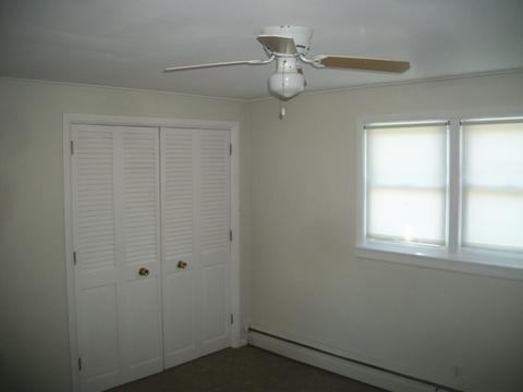 2105 W Johnsburg Rd, Johnsburg, IL 60051 photo 7