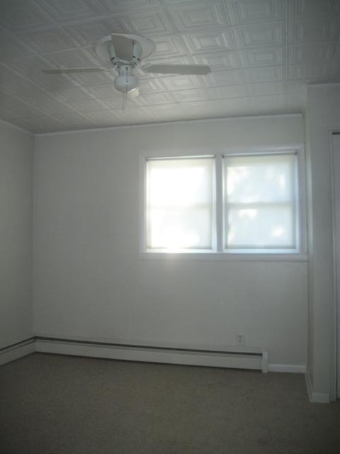2105 W Johnsburg Rd, Johnsburg, IL 60051 photo 6