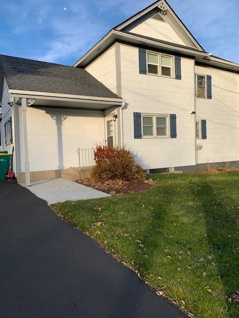 2105 W Johnsburg Rd, Johnsburg, IL 60051 photo 3