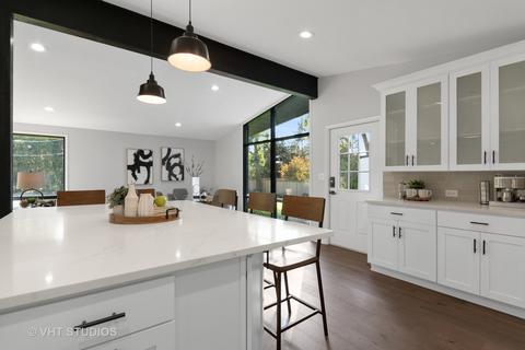 1 S741 Carrol Gate Rd, Wheaton, IL 60189 photo 5