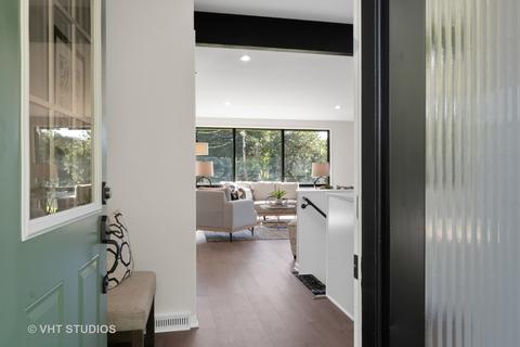 1 S741 Carrol Gate Rd, Wheaton, IL 60189 photo 2