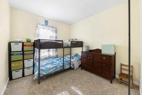 8 S State St, Aurora, IL 60505 photo 11