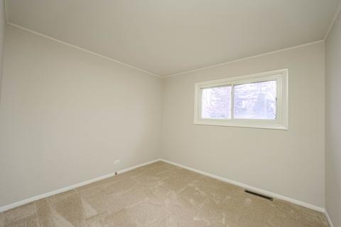 189 Fletcher Dr, Wheeling, IL 60090 photo 5