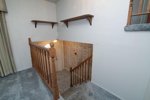 81 Ambleside Rd, Des Plaines, IL 60016 photo 3