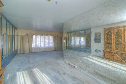 81 Ambleside Rd, Des Plaines, IL 60016 photo 8