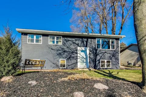 614 W Wegner Rd, Mchenry, IL 60051 photo 2