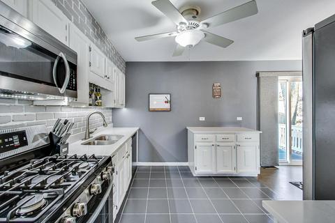 614 W Wegner Rd, Mchenry, IL 60051 photo 9
