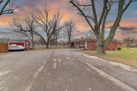 900 N Beech St, Normal, IL 61761 photo 12