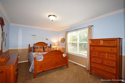 618 Donegal Dr, Elgin, IL 60124 photo 24