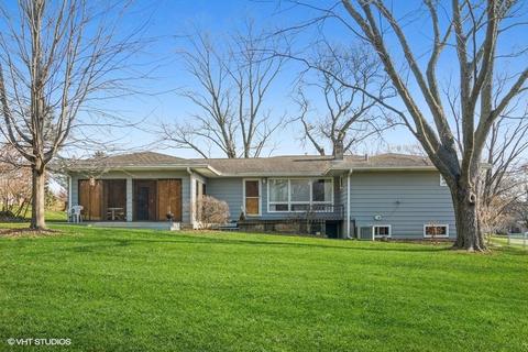 996 Bruce Dr, Elgin, IL 60120 photo 14