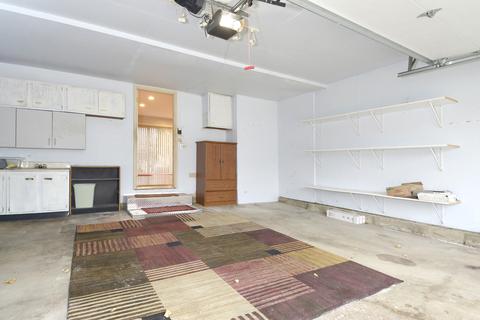 637 Darien Ct, Hoffman Estates, IL 60169 photo 25