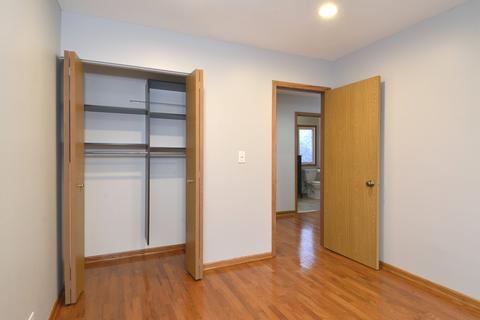 637 Darien Ct, Hoffman Estates, IL 60169 photo 17
