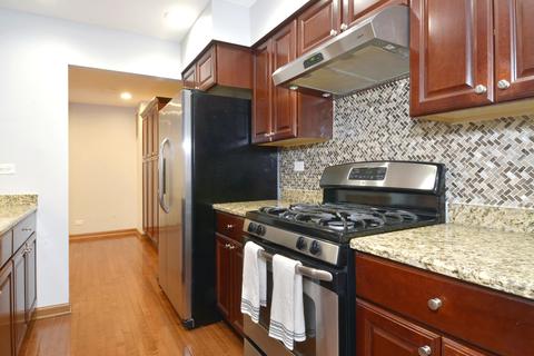 637 Darien Ct, Hoffman Estates, IL 60169 photo 8