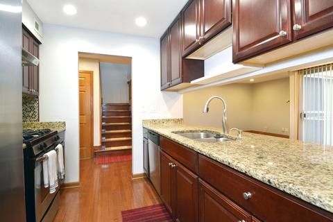 637 Darien Ct, Hoffman Estates, IL 60169 photo 7