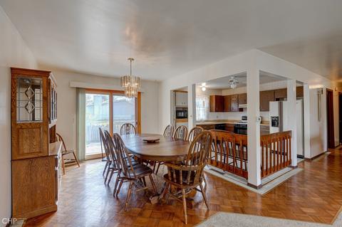100 Augusta Dr, Mchenry, IL 60050 photo 8