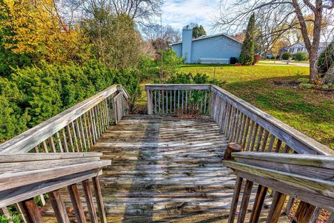 100 Augusta Dr, Mchenry, IL 60050 photo 22