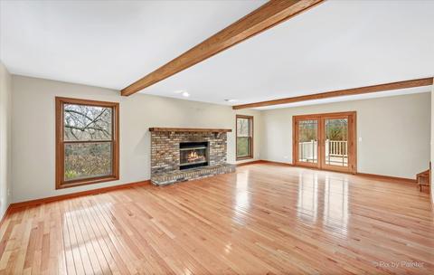 839 Hemlock Dr, Sleepy Hollow, IL 60118 photo 2