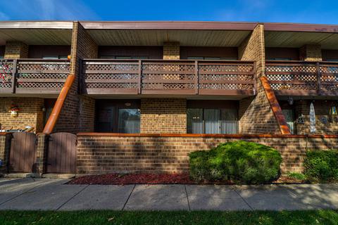 1409 Kenneth Cir, Elgin, IL 60120 photo 1