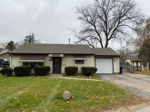 610 Edgebrook Ter, Elgin, IL 60120 photo 1