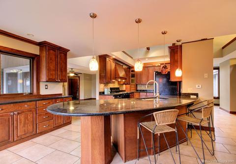 227 Alschuler Ct, Aurora, IL 60506 photo 22