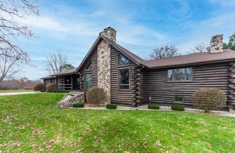 19707 State Line Rd, Harvard, IL 60033 photo 2