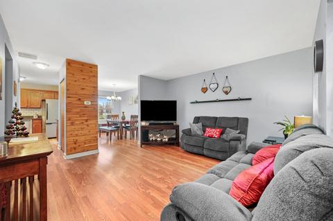 921 Wesley Ln, Algonquin, IL 60102 photo 12
