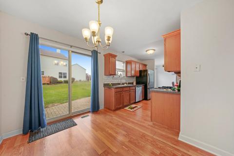 921 Wesley Ln, Algonquin, IL 60102 photo 7