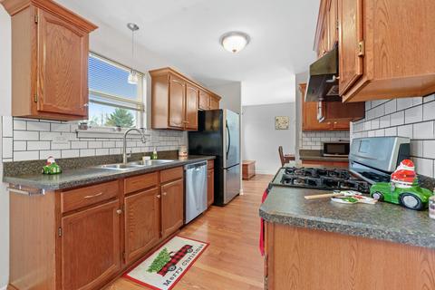 921 Wesley Ln, Algonquin, IL 60102 photo 3