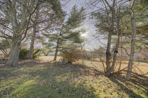 551 E Locust St, Watseka, IL 60970 photo 9