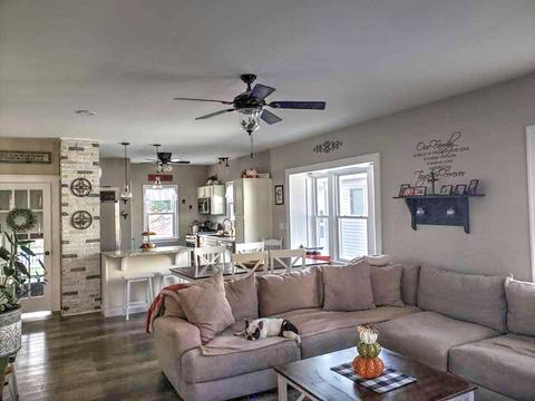 551 E Locust St, Watseka, IL 60970 photo 12