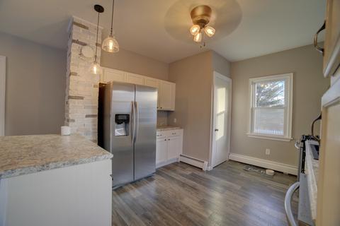 551 E Locust St, Watseka, IL 60970 photo 15