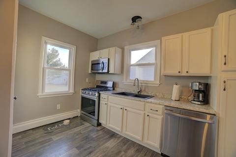 551 E Locust St, Watseka, IL 60970 photo 16