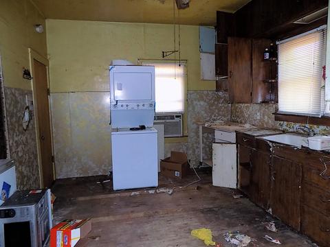 910 E 12th St, Streator, IL 61364 photo 7