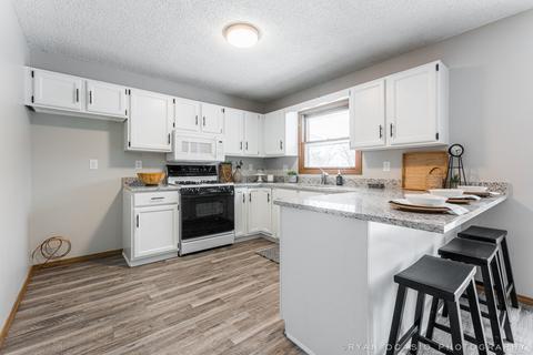 403 Maple Ave, Maple Park, IL 60151 photo 10