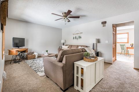 403 Maple Ave, Maple Park, IL 60151 photo 3