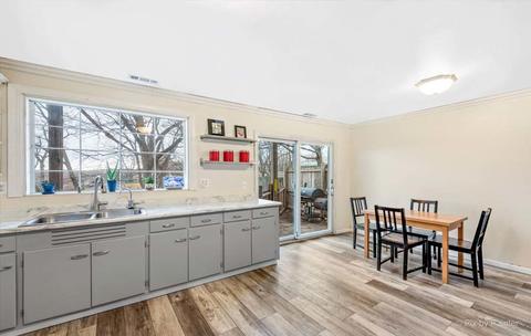 545 Teal Ave, Elgin, IL 60123 photo 7