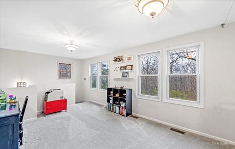 545 Teal Ave, Elgin, IL 60123 photo 9