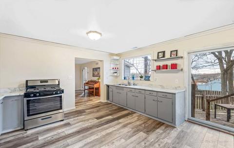 545 Teal Ave, Elgin, IL 60123 photo 6