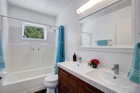 1 E Willow Dr, Round Lake Park, IL 60073 photo 25