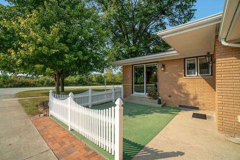 18561 Bock Rd, Lansing, IL 60438 photo 6