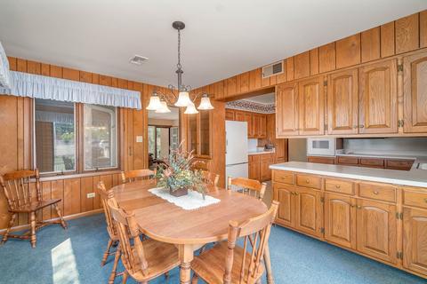 18561 Bock Rd, Lansing, IL 60438 photo 14