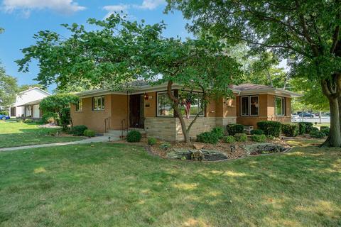 18561 Bock Rd, Lansing, IL 60438 photo 2