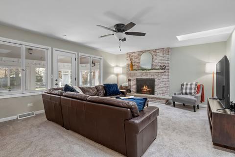 2 S237 Burning Trl, Wheaton, IL 60189 photo 12