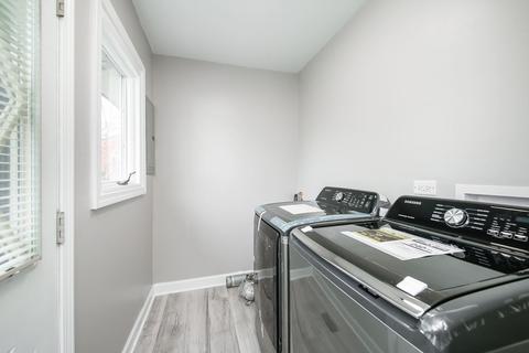 594 Frederick Ln, Hoffman Estates, IL 60169 photo 18