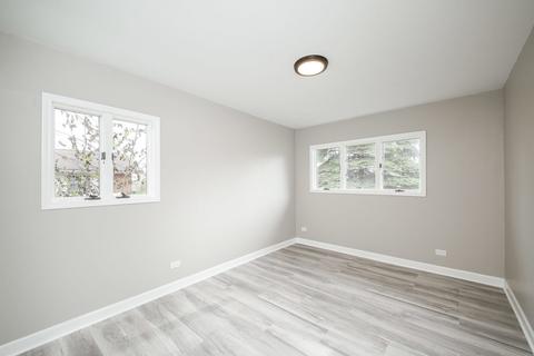 594 Frederick Ln, Hoffman Estates, IL 60169 photo 14